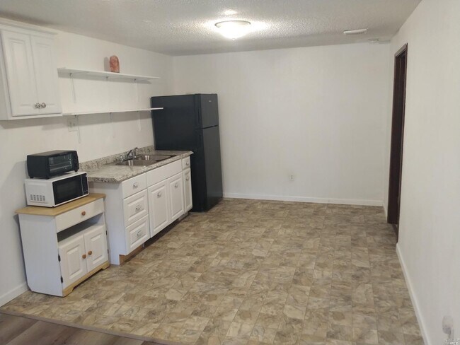 Building Photo - 119 Berna Ave