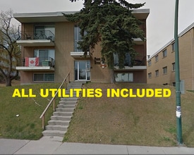 Building Photo - 2515-2517 17 St SW