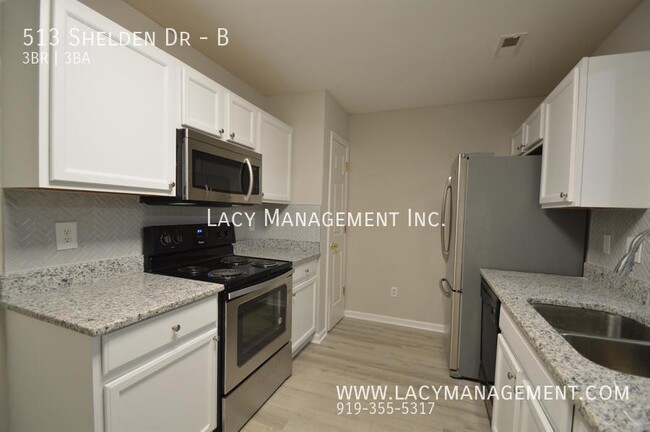 Building Photo - 513 Shelden Dr