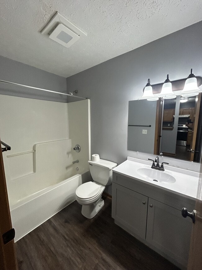 Building Photo - 2849 Plaza Ct