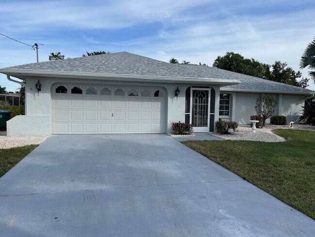 Foto del edificio - Beautiful 3br/2ba Cape Coral Home!