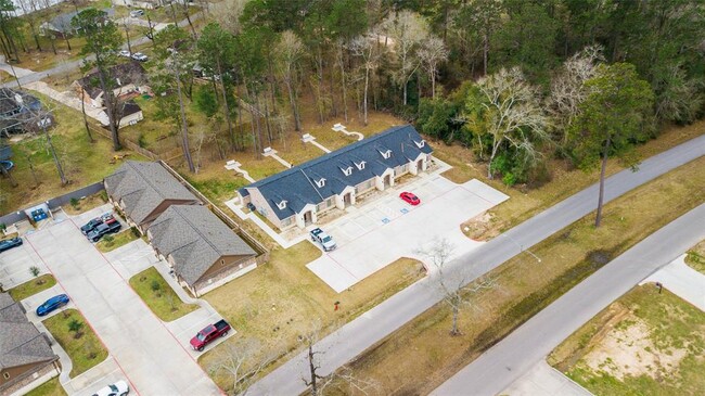 Building Photo - 2540 Appian Wy