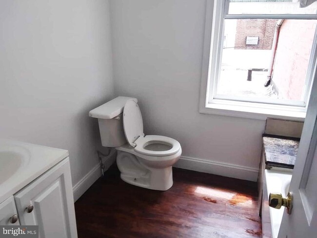 Foto del edificio - 420 W Ruscomb St