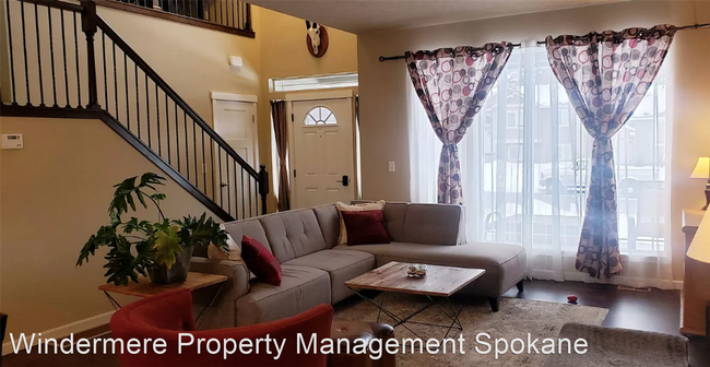 Foto del edificio - 4 br, 3 bath House - 16724 N Cincinnati Lane