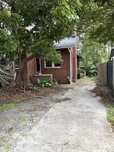 Building Photo - 778 Acosta St