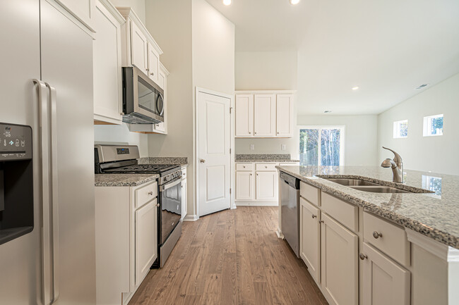Building Photo - 7023 Rivers Bridge Ct