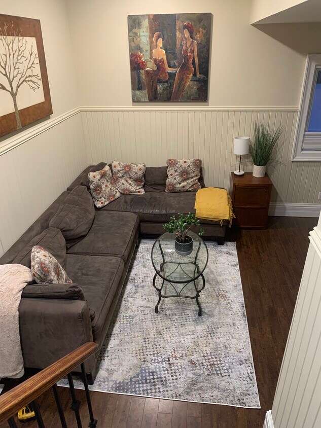 68 Louisa St, Bolton, ON L7E 3G6 House for Rent in Bolton, ON