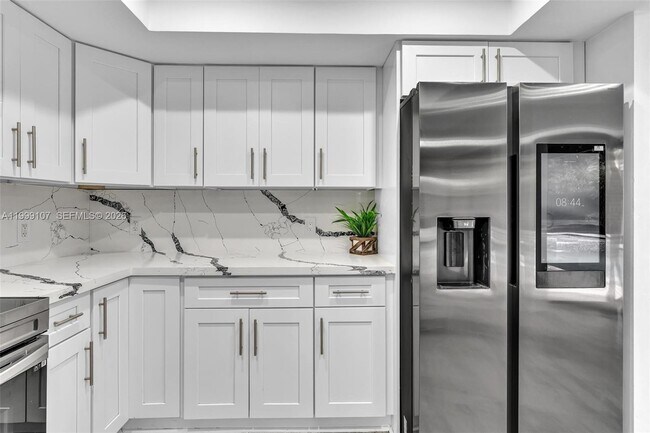 Foto del edificio - 17532 NW 61st Ct N