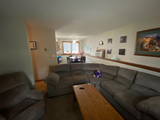 Foto del edificio - 1422 6th Ave N