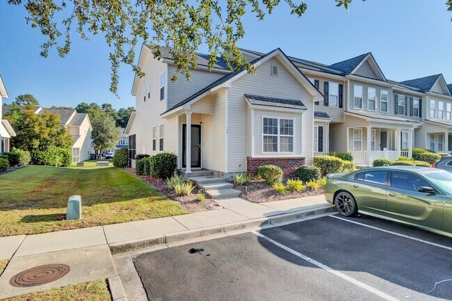 Building Photo - 132 Woodward Rd