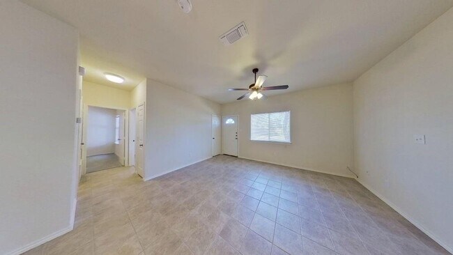 Foto del edificio - 627 Luther Dr