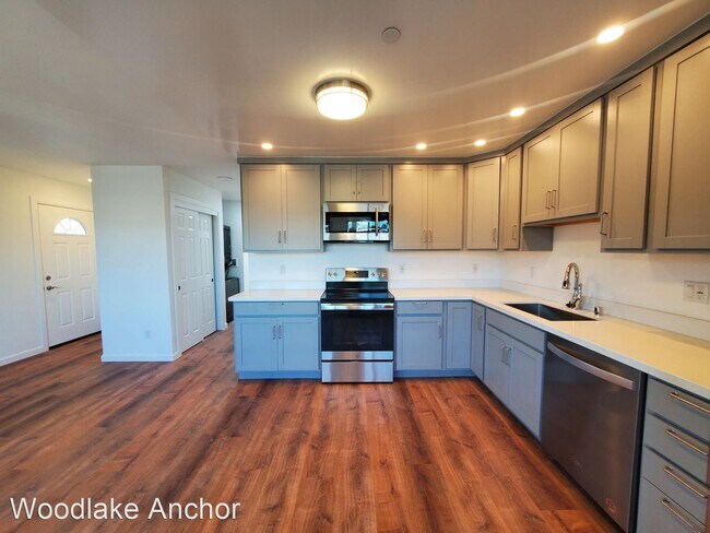 Building Photo - 2 br, 2.5 bath House - 42 37th Avenue
