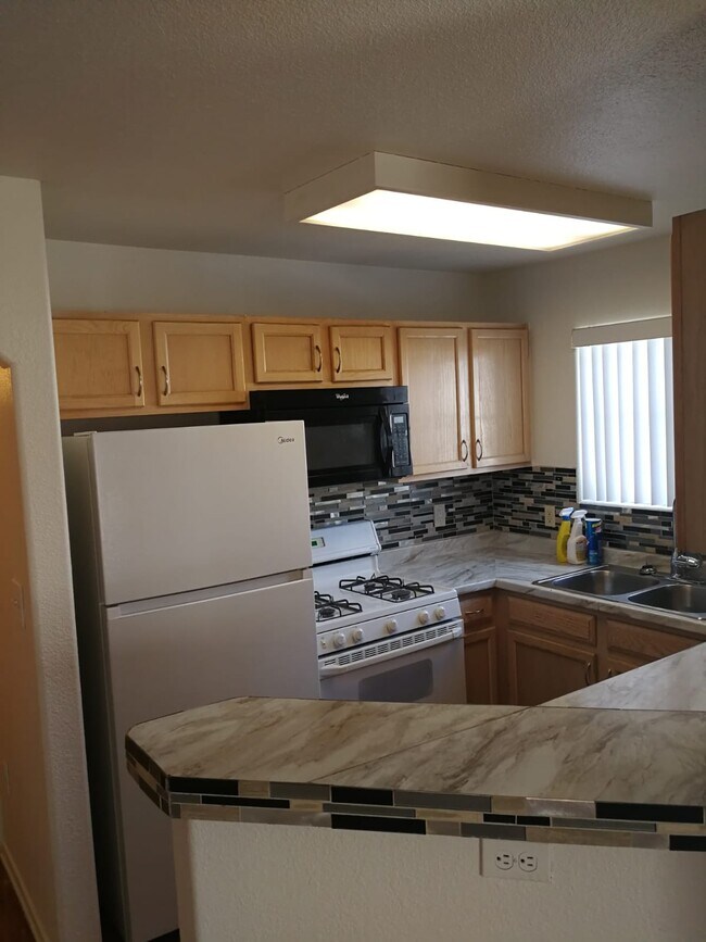 Building Photo - 4308 W Lake Mead Blvd