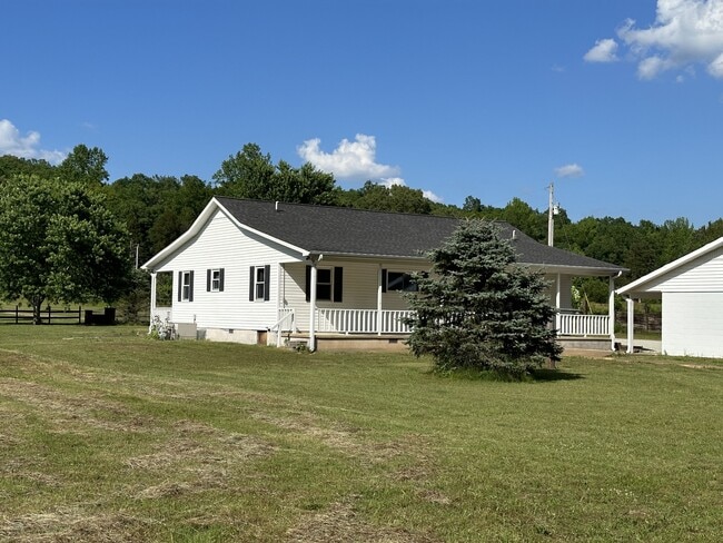 Building Photo - 1268 Toms Creek Rd