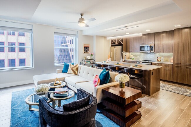 Apartamentos de dos habitaciones en Oklahoma City, OK - The First Residences at First National