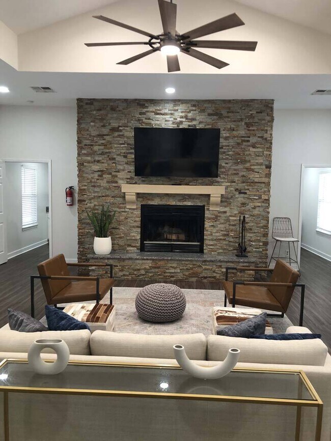 The Greens at Chestnut Ridge 128 Chestnut Ridge Dr Harrisonburg, VA