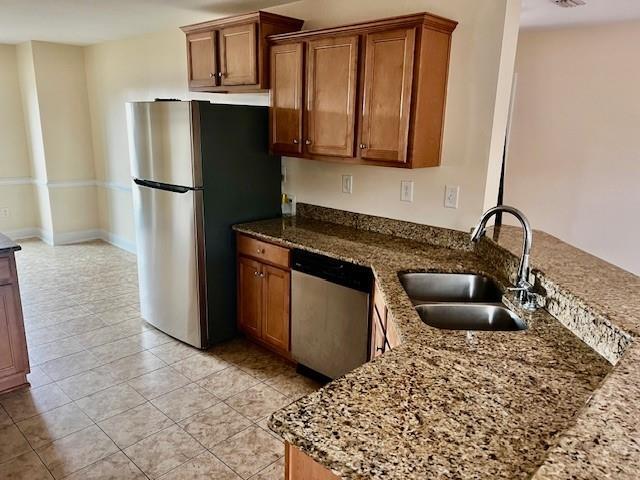 Building Photo - 9030 Dawes Oak Dr