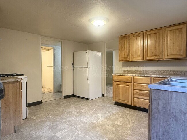 Photo - 322 Farragut Ave Apartment