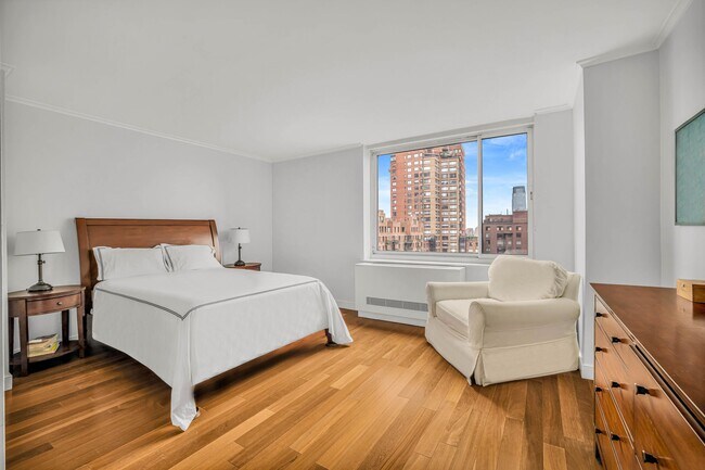 Foto del edificio - 250 S End Ave