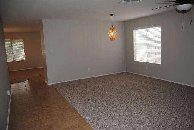 Foto del edificio - 4739 Shadow Stone St