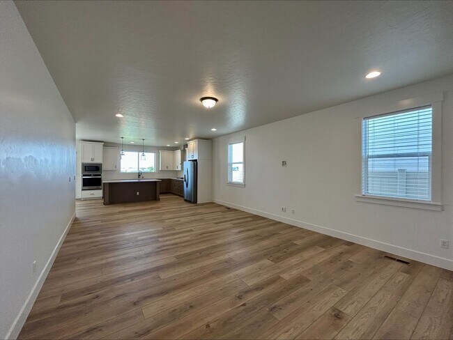 Building Photo - 1540 N Kenora Ave, Star, ID, 83669