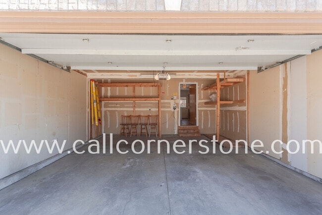 Building Photo - 5037 Plumstead Dr