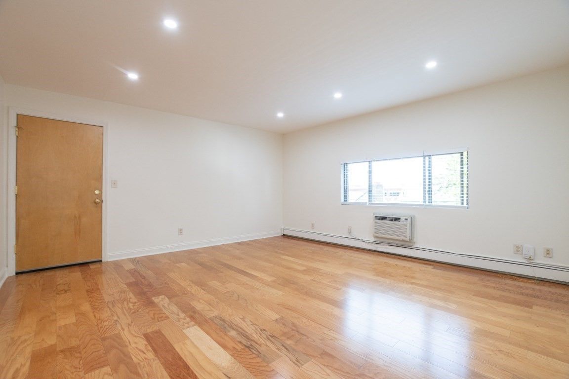 Foto del edificio - 146 Willow St
