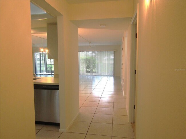 Foto del edificio - 2973 Taywood Meadows