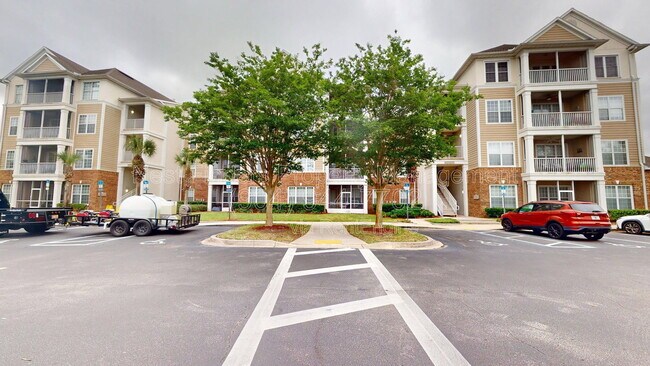 Foto del edificio - 11251 Campfield Dr