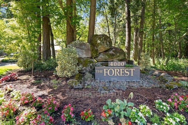 Photo - 4000 Carman Dr House