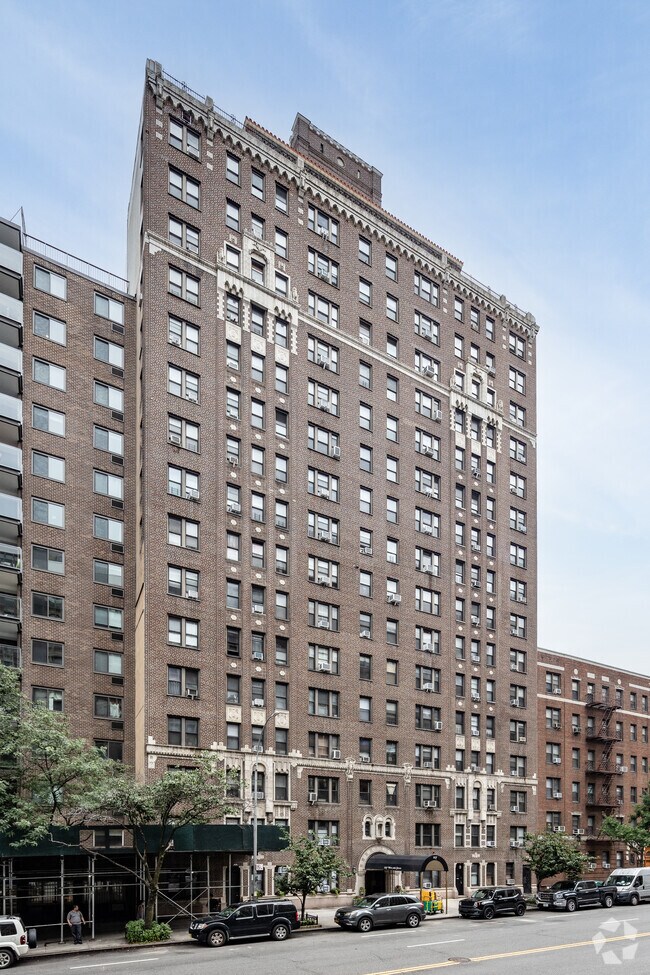 Building Photo - 127-131 W 96th St