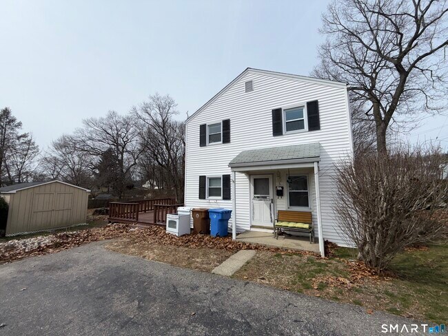 Foto del edificio - 5 Ann Ave