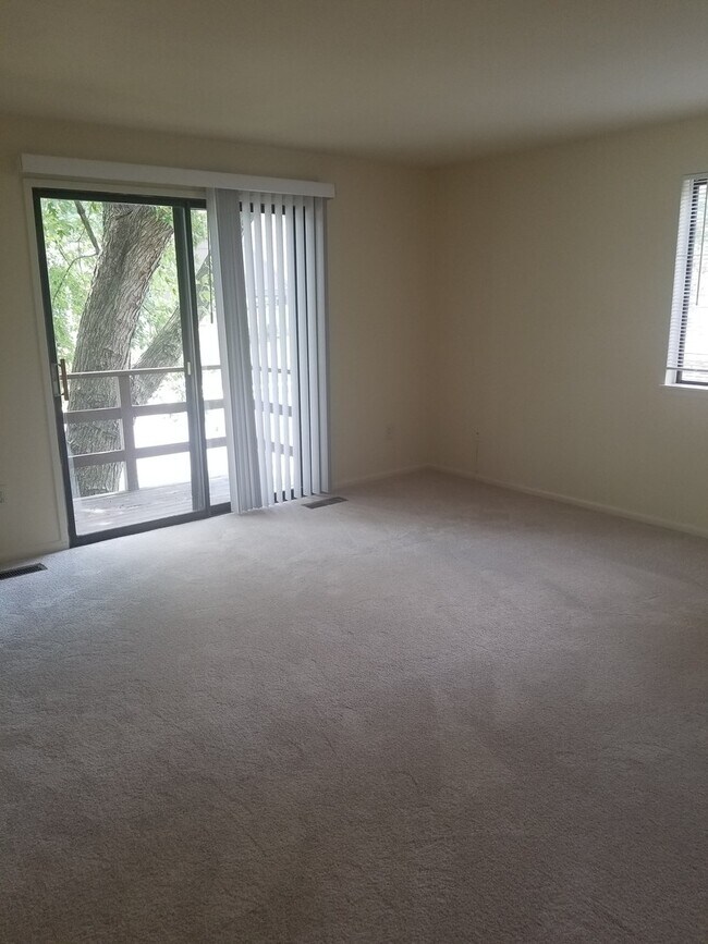 Foto del edificio - Beautiful 3BR 2.5BA Single Family Home in ...