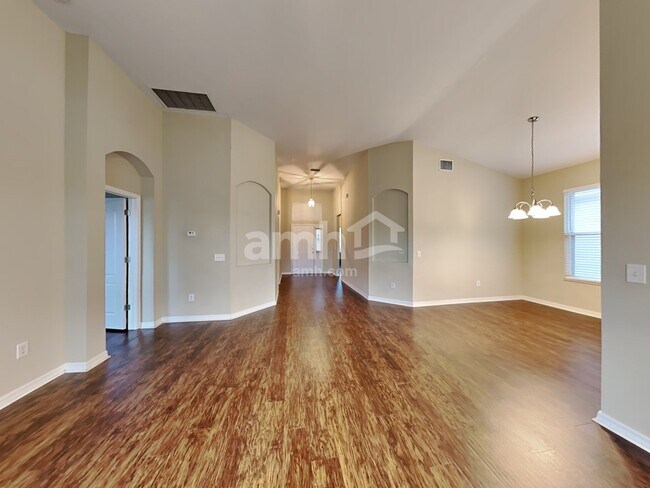 Foto del edificio - 4840 Windingbrook Trail