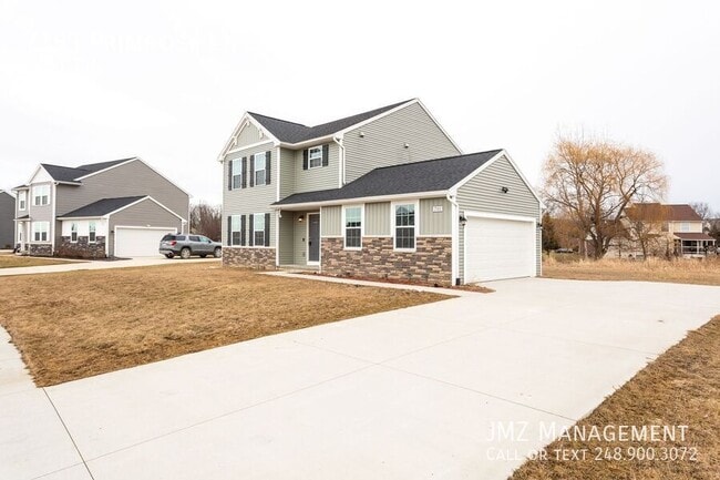 Foto del edificio - 7193 Primrose Ln