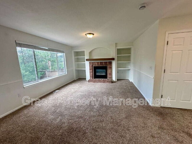 Building Photo - 10189 Woodrose Ct