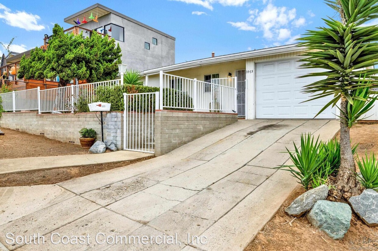 Foto principal - 2 br, 1 bath House - 3575 Ethan Allen Ave