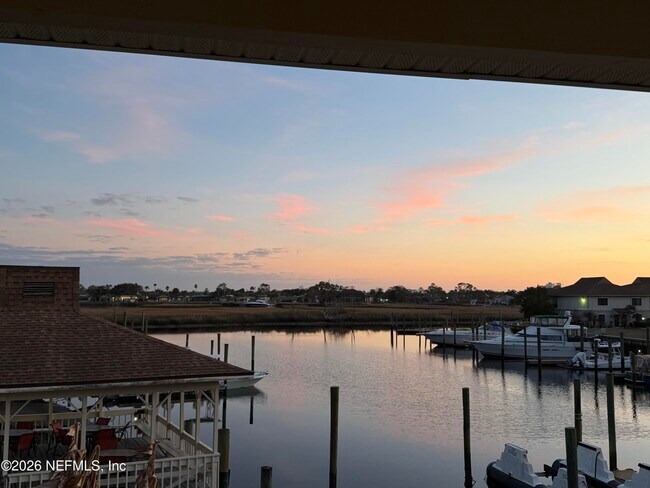 Foto del edificio - 14750 Beach Blvd