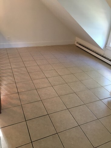 Kitchen ceramic tile - 1269 Park Ave