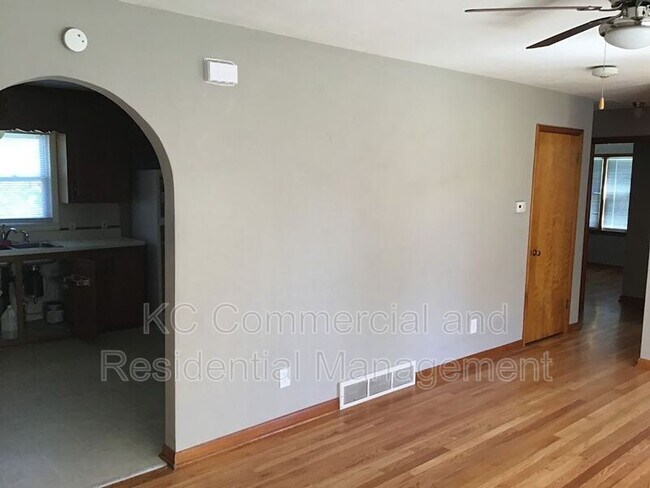 Foto del edificio - 1500 NE 76th Terrace