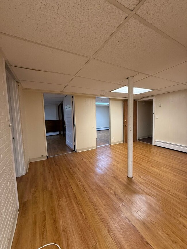 Photo - Spacious, Renovated Garden Level Brighton ... Apartment
