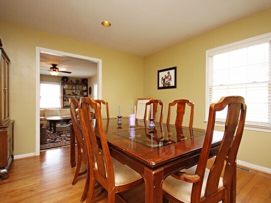 Foto del edificio - 755 King St