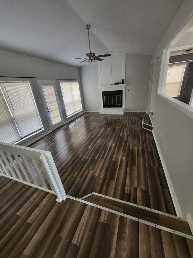 Foto del edificio - 6015 Dalton Rd