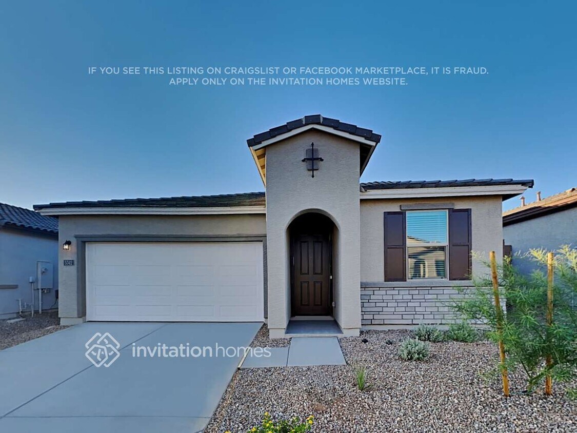 Foto principal - 5742 W Jones Ave