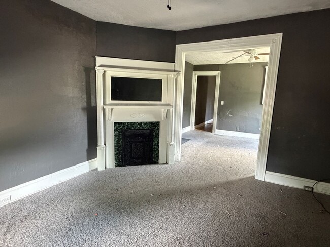 Photo - WFifthSt1619-1621 Apartment