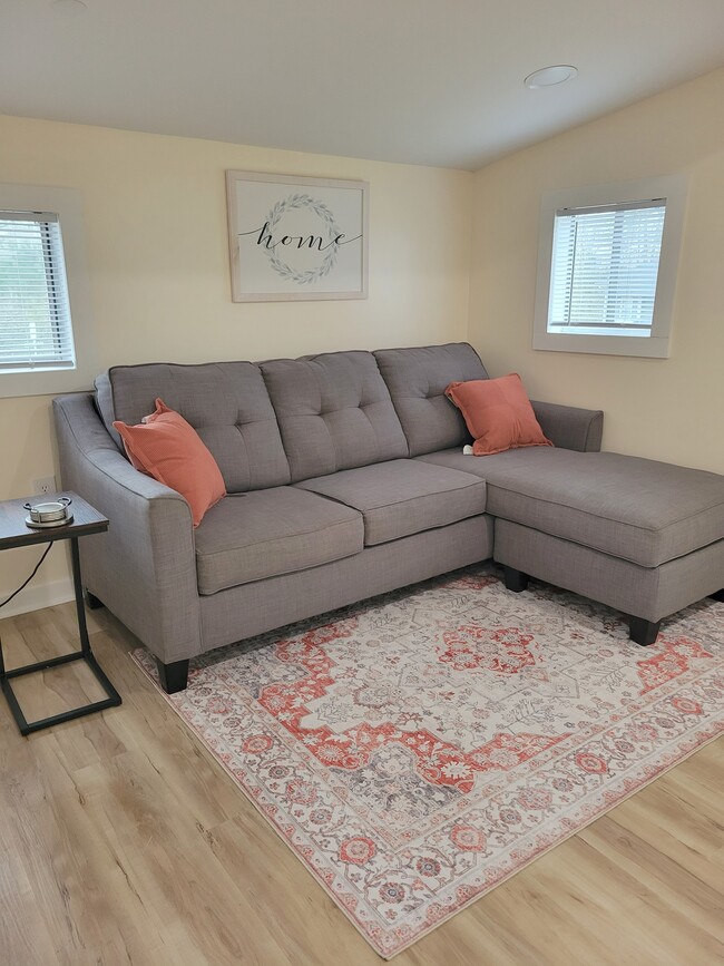 Foto del edificio - 381 Floatella Rd