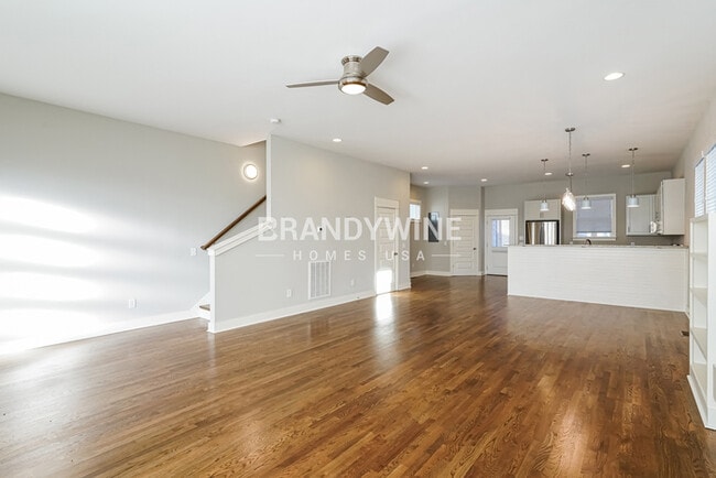 Building Photo - 563 Tulip Grove Rd