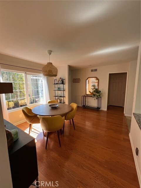Building Photo - 6 Willowgrove