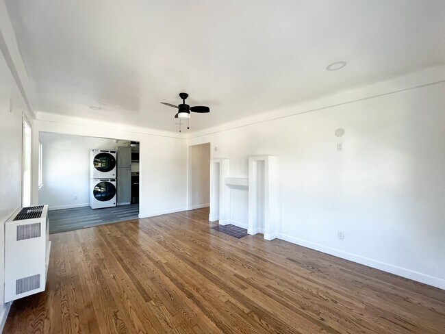 Foto del edificio - 1610 Fargo St