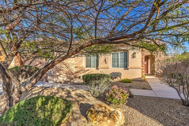 Building Photo - 2554 Braehead Ln